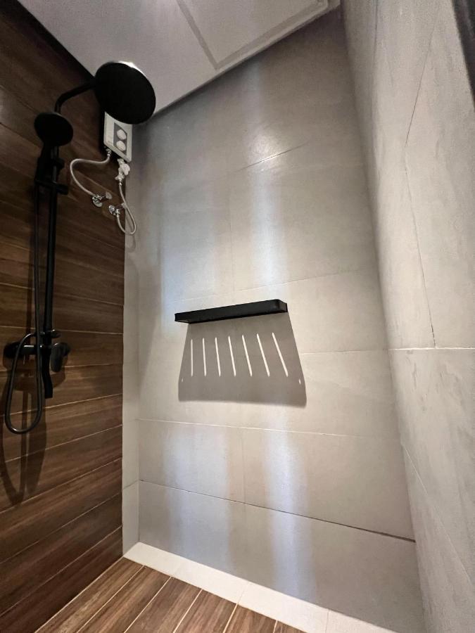 Acro Residences Guiguinto Esterno foto