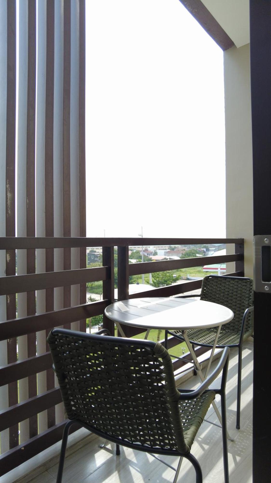 Acro Residences Guiguinto Esterno foto